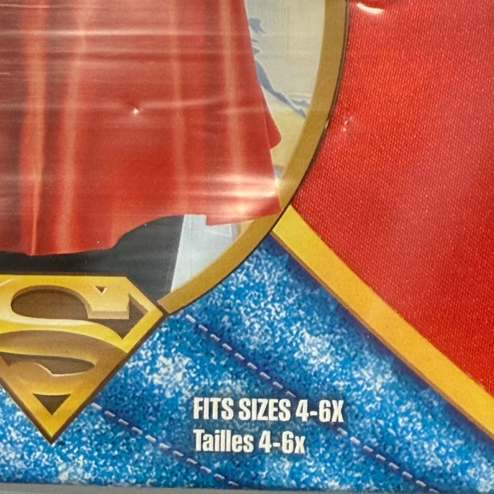 Red Supergirl Cape - Picture 3 of 3